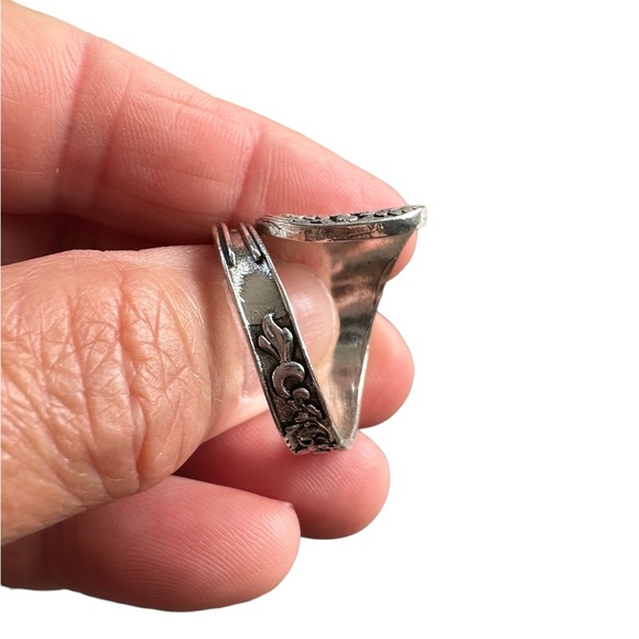 Silver Plated Floral Spoon Wrap Ring - Picture 6 of 8